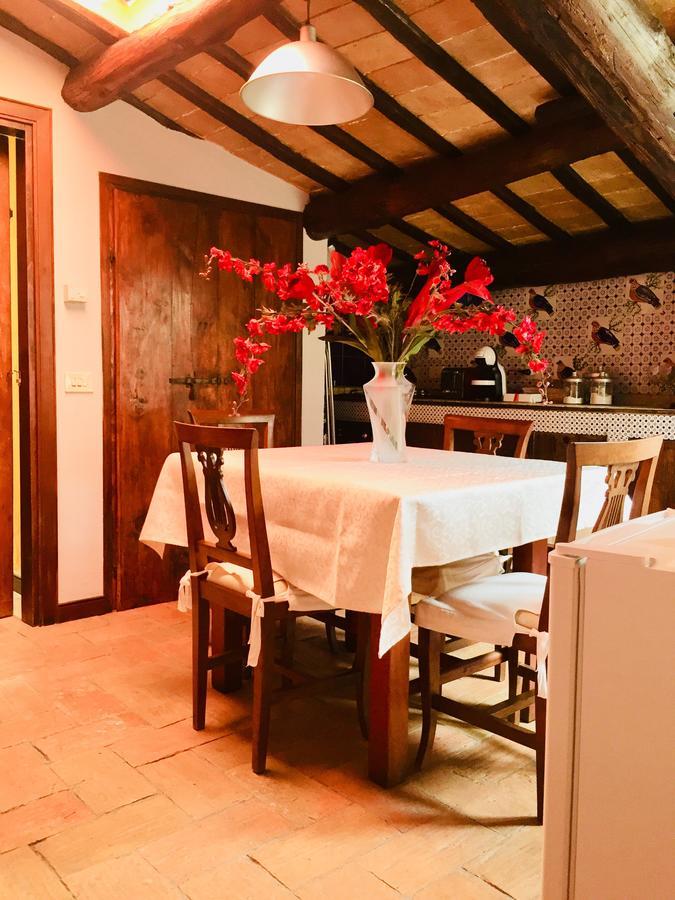 Apartmán Sotto I Tetti Del Borgo Spoleto Exteriér fotografie